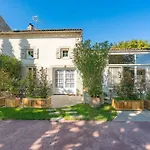 Les Du Logis