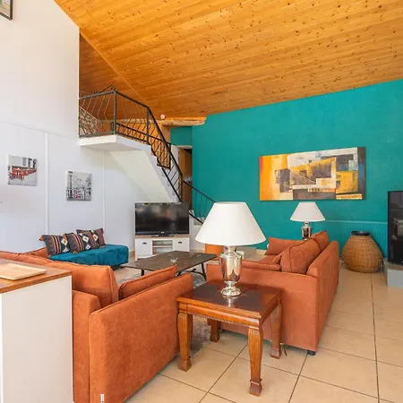 Les Du Logis Willa Saint-Romain-de-Benet