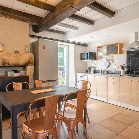 Willa Les Du Logis Saint-Romain-de-Benet