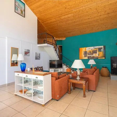 Les Du Logis Willa Saint-Romain-de-Benet