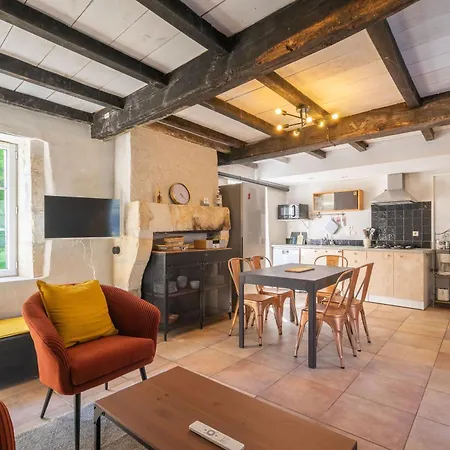 Les Du Logis Saint-Romain-de-Benet